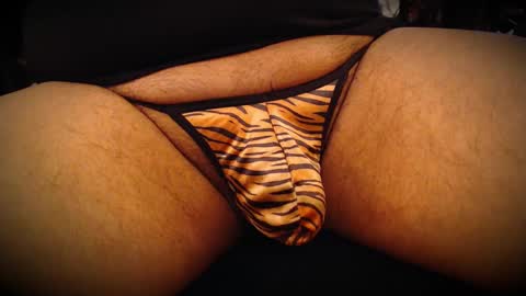 Snapshot of flyinghighwitu chatting on 01/23/25, 02:33 flyinghighwitu online show from 01/23/25, 02:33