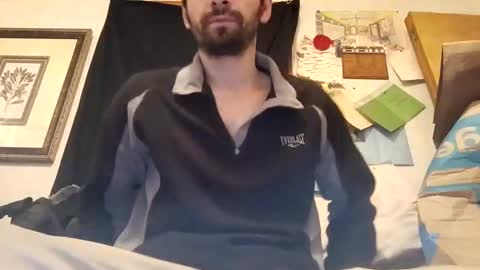 Snapshot of flyyguy69 chatting on 11/20/25, 01:06 flyyguy69 online show from 11/20/25, 01:06