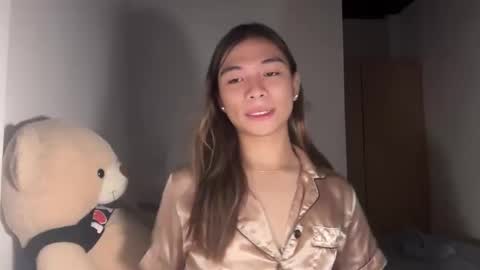 Snapshot of foeheart chatting on 03/08/26, 06:44 Foe online show from 03/08/26, 06:44