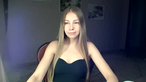 Molli  Ready for any play with you. Hottest show in pvt  Help a student earn big tokens  online show from 10/12/25, 07:46