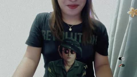 Snapshot of foix228489 chatting on 06/24/26, 12:04 foxalwaysexcited online show from 06/24/26, 12:04