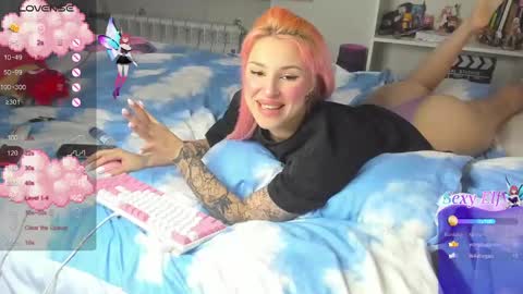 Snapshot of folinskaayaa chatting on 12/19/24, 09:07 folinskaayaa online show from 12/19/24, 09:07