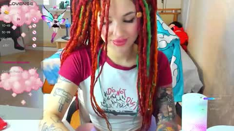 Snapshot of folinskaayaa chatting on 09/11/25, 06:46 folinskaayaa online show from 09/11/25, 06:46