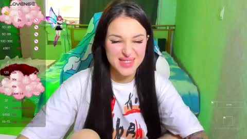 Snapshot of folinskaayaa chatting on 09/29/25, 07:24 folinskaayaa online show from 09/29/25, 07:24