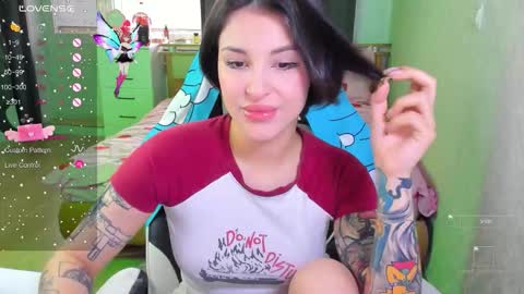 Snapshot of folinskaayaa chatting on 12/02/25, 06:08 folinskaayaa online show from 12/02/25, 06:08