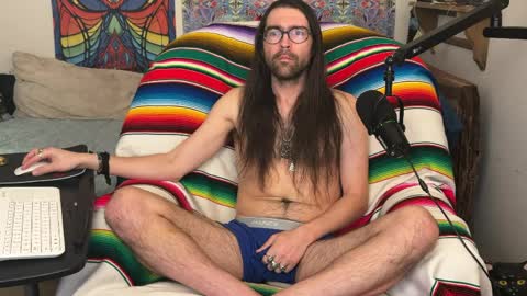 Snapshot of folkemord69 chatting on 03/28/26, 12:27 Chris online show from 03/28/26, 12:27