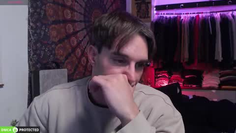 Snapshot of folleti7 chatting on 11/24/25, 11:04 Folleti online show from 11/24/25, 11:04