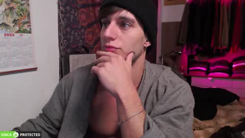 Snapshot of folleti7 chatting on 12/04/25, 07:28 Folleti online show from 12/04/25, 07:28