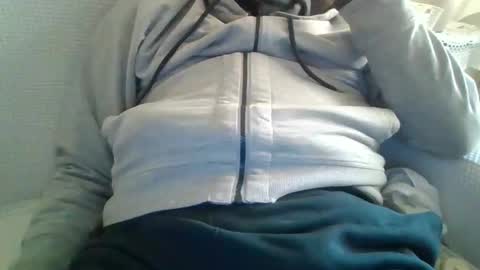 Snapshot of folletto1 chatting on 12/14/25, 02:00 folletto1 online show from 12/14/25, 02:00