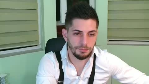 independent model online show from 01/11/25, 07:05