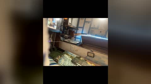 Snapshot of followthepipermore chatting on 03/31/26, 07:42 followthepipermore online show from 03/31/26, 07:42