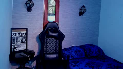 Snapshot of foniland_ chatting on 04/11/26, 08:24 Foni online show from 04/11/26, 08:24