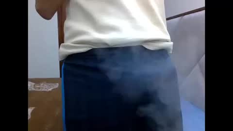 fonzi_flores online show from 10/12/25, 10:25