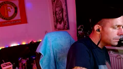 Snapshot of fonzie8012 chatting on 10/02/25, 01:45 Hard2DaCore22 online show from 10/02/25, 01:45