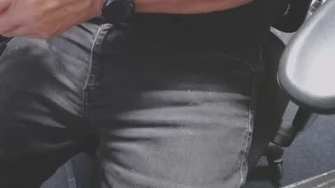 Foot online show from 10/13/25, 07:36