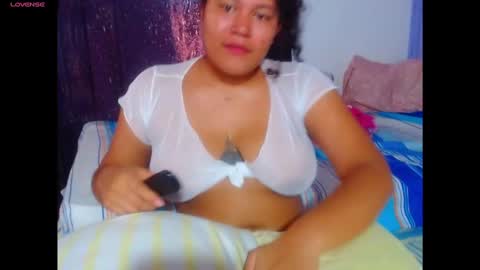 emely and felix online show from 10/25/25, 03:40