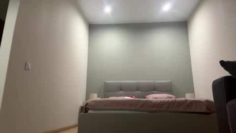 forbiddennvelvet online show from 11/10/25, 04:39