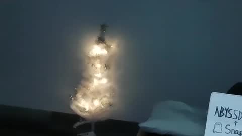 Snapshot of foreigngothicqueen chatting on 12/18/25, 09:37 foreigngothicqueen online show from 12/18/25, 09:37