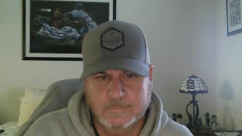 Snapshot of foreplayman22 chatting on 03/03/25, 08:43 foreplayman22 online show from 03/03/25, 08:43