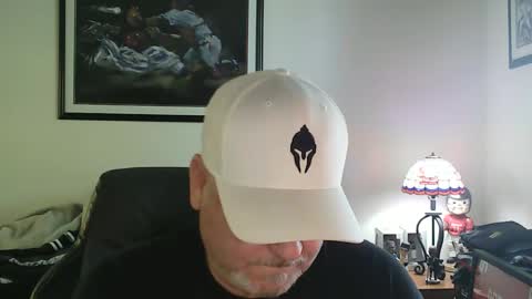 Snapshot of foreplayman22 chatting on 04/17/26, 07:28 foreplayman22 online show from 04/17/26, 07:28