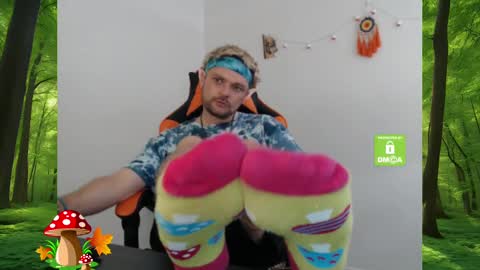 Snapshot of forest_brat chatting on 01/26/25, 03:59 forest brat online show from 01/26/25, 03:59