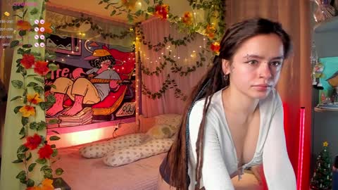     online show from 02/03/25, 02:02