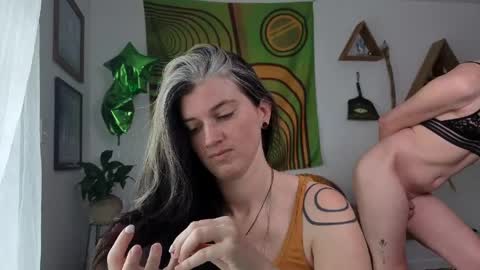 Snapshot of forestdarling chatting on 04/21/26, 04:34 forestdarling online show from 04/21/26, 04:34