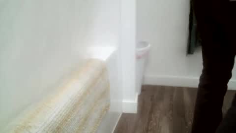 forestnymphpdx online show from 12/18/25, 11:44