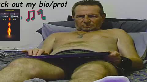 Snapshot of forexxxx_man chatting on 02/09/26, 02:04 doc online show from 02/09/26, 02:04