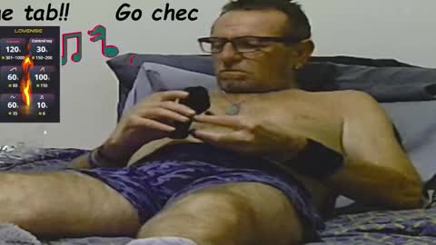 Snapshot of forexxxx_man chatting on 02/12/26, 02:06 doc online show from 02/12/26, 02:06