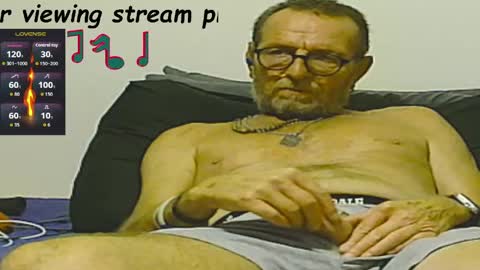 Snapshot of forexxxx_man chatting on 06/09/26, 12:22 doc online show from 06/09/26, 12:22
