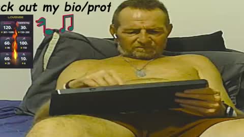 Snapshot of forexxxx_man chatting on 06/22/26, 09:50 doc online show from 06/22/26, 09:50