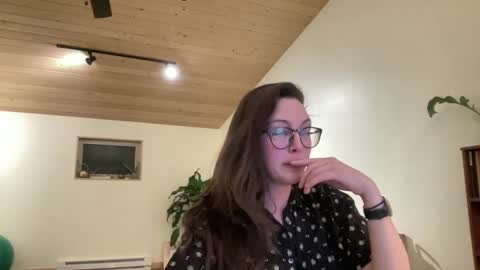 Snapshot of formicaforest chatting on 02/23/25, 02:07 formicaforest online show from 02/23/25, 02:07