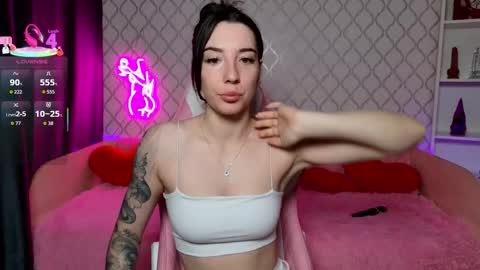 Snapshot of foryoureyesonly__ chatting on 02/02/26, 12:53 Lily online show from 02/02/26, 12:53