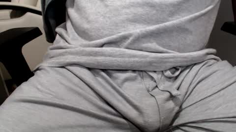 foster19422002 online show from 12/31/24, 06:27