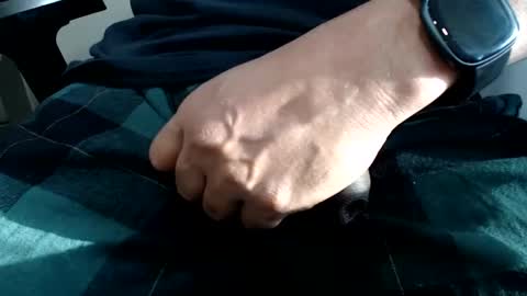 foster19422002 online show from 01/17/25, 08:00