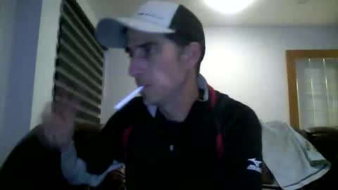 Snapshot of fouraide42 chatting on 11/18/25, 06:40 fouraide42 online show from 11/18/25, 06:40