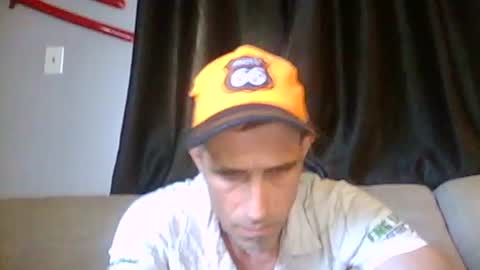 Snapshot of fouraide42 chatting on 06/26/26, 11:20 fouraide42 online show from 06/26/26, 11:20