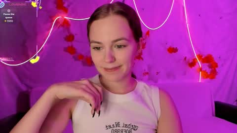 Lisa online show from 11/21/25, 07:01