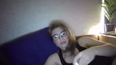 fox_red_lady7 online show from 01/27/25, 06:52