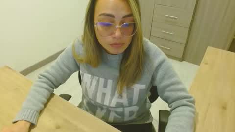 Renata online show from 10/30/25, 12:56