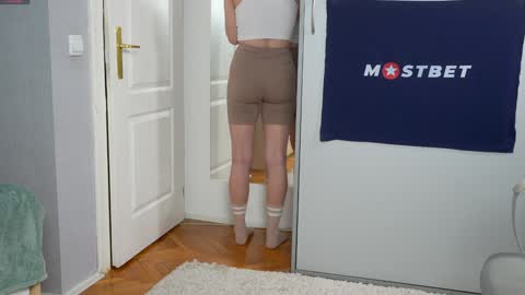 CUSTOM PHOTOS AND VIDEOS -  online show from 01/24/25, 03:02