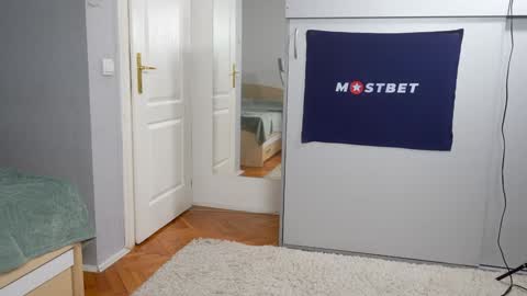 CUSTOM PHOTOS AND VIDEOS -  online show from 01/25/25, 02:14