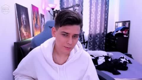 Foxicfu online show from 09/23/25, 10:18