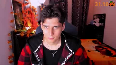 Foxicfu online show from 10/22/25, 05:02