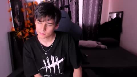 Snapshot of foxicfu chatting on 12/04/25, 08:12 Foxicfu online show from 12/04/25, 08:12