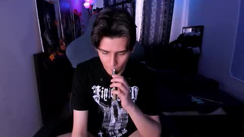 Snapshot of foxicfu chatting on 01/18/26, 11:03 Foxicfu online show from 01/18/26, 11:03