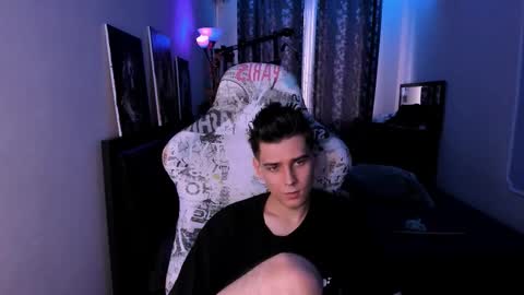 Snapshot of foxicfu chatting on 02/07/26, 08:07 Foxicfu online show from 02/07/26, 08:07