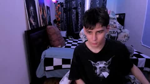 Snapshot of foxicfu chatting on 02/16/26, 11:28 Foxicfu online show from 02/16/26, 11:28