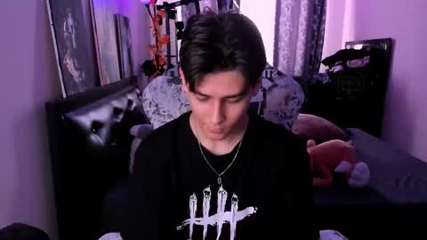 Snapshot of foxicfu chatting on 03/20/26, 09:03 Foxicfu online show from 03/20/26, 09:03